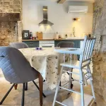 Nyaraló Jolie Maison En Pierre 2 Entre Rocamadour Et Sarlat