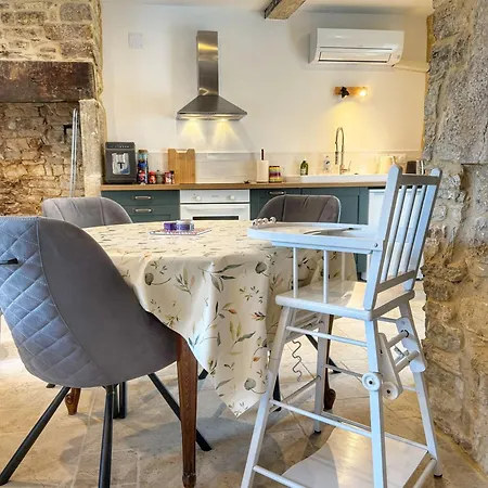 Hébergement de vacances Jolie Maison En Pierre 2 Entre Rocamadour Et Sarlat